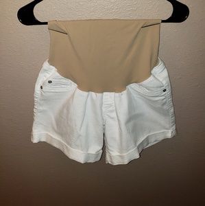Maternity shorts